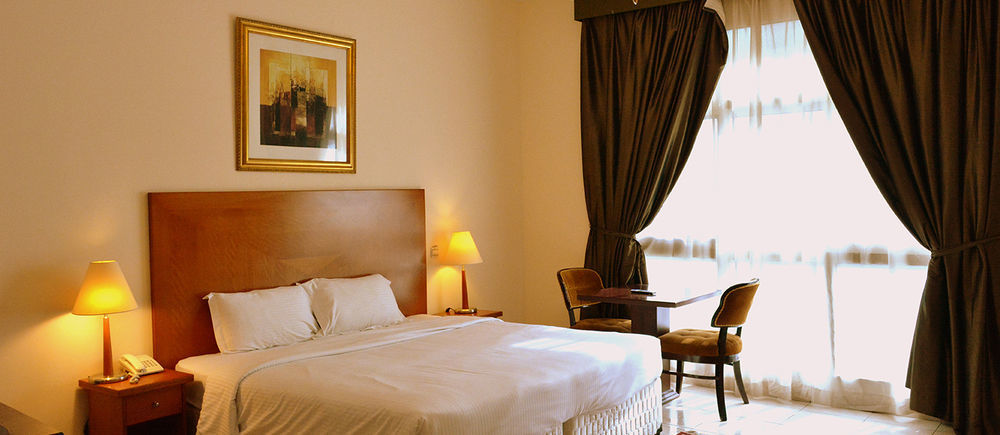 ไอค่อนโฮเต็ลอพาร์ทเม้นท์ Aparthotel ดูไบ ภายนอก รูปภาพ